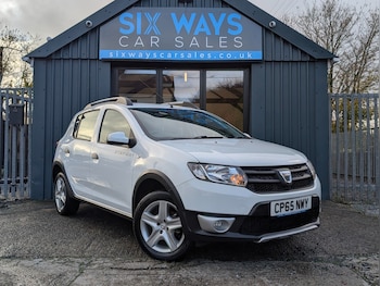 Used Dacia Sandero Stepway 2015 for sale - 76534172: Photo