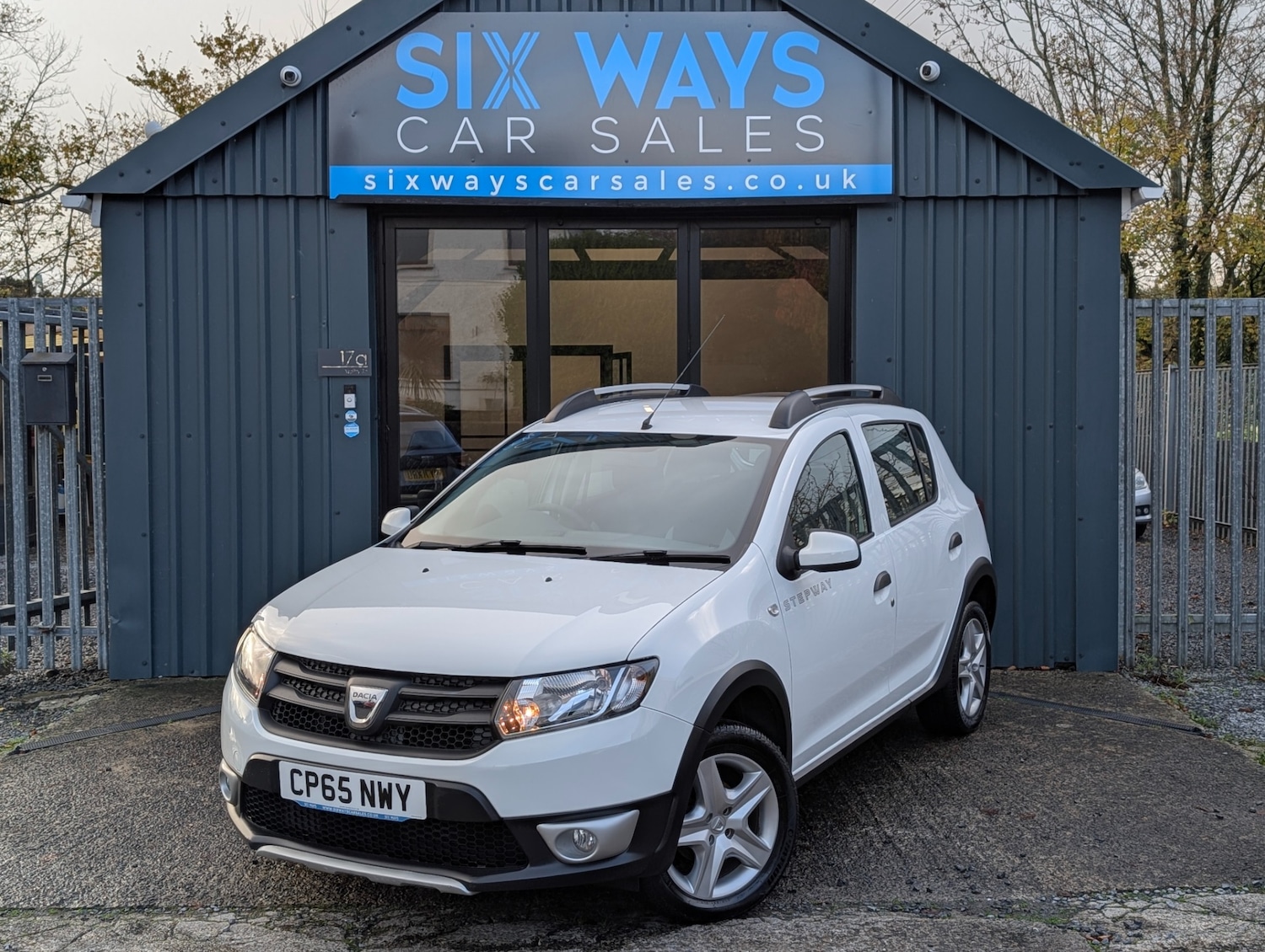 Used Dacia Sandero Stepway 2015 for sale - 76534172: Photo 5