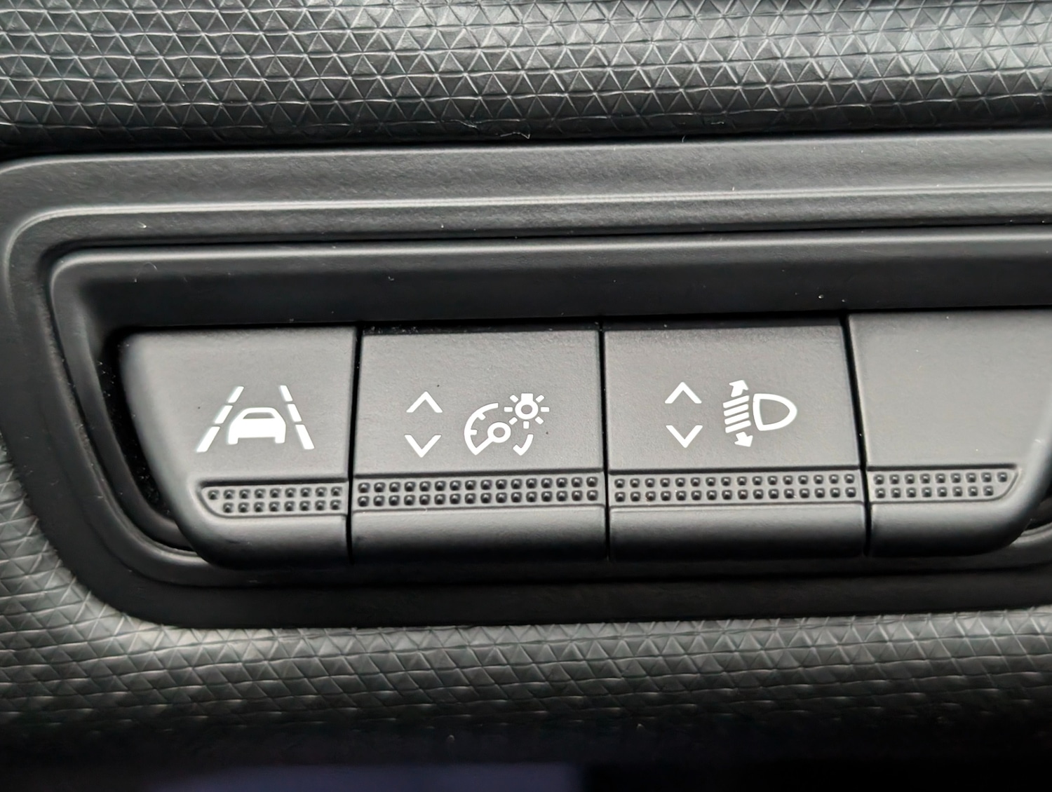 Used Renault Clio 2020 for sale - 77113326: Photo 24