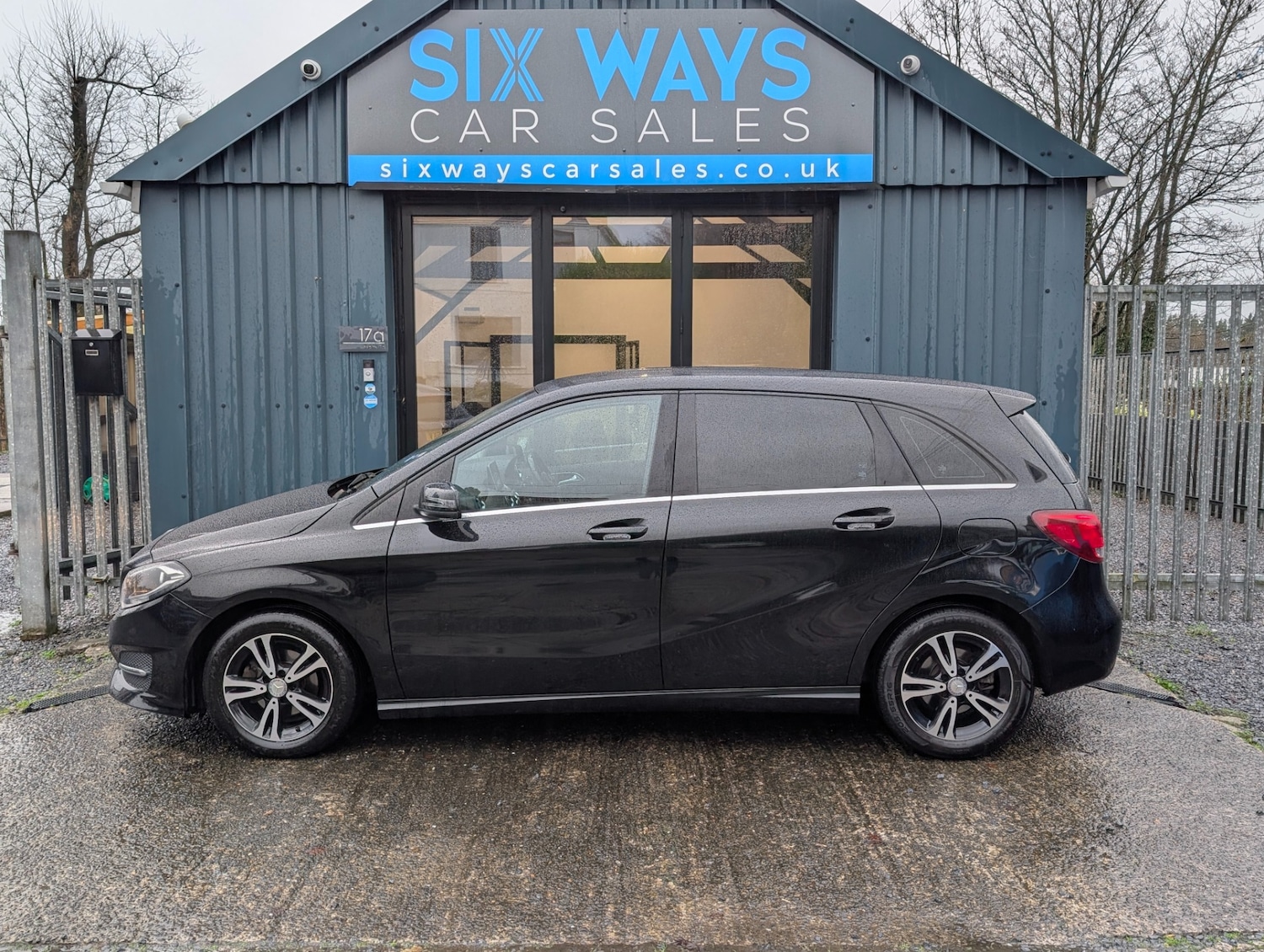 Used Mercedes-Benz B Class 2017 for sale - 77114397: Photo 9