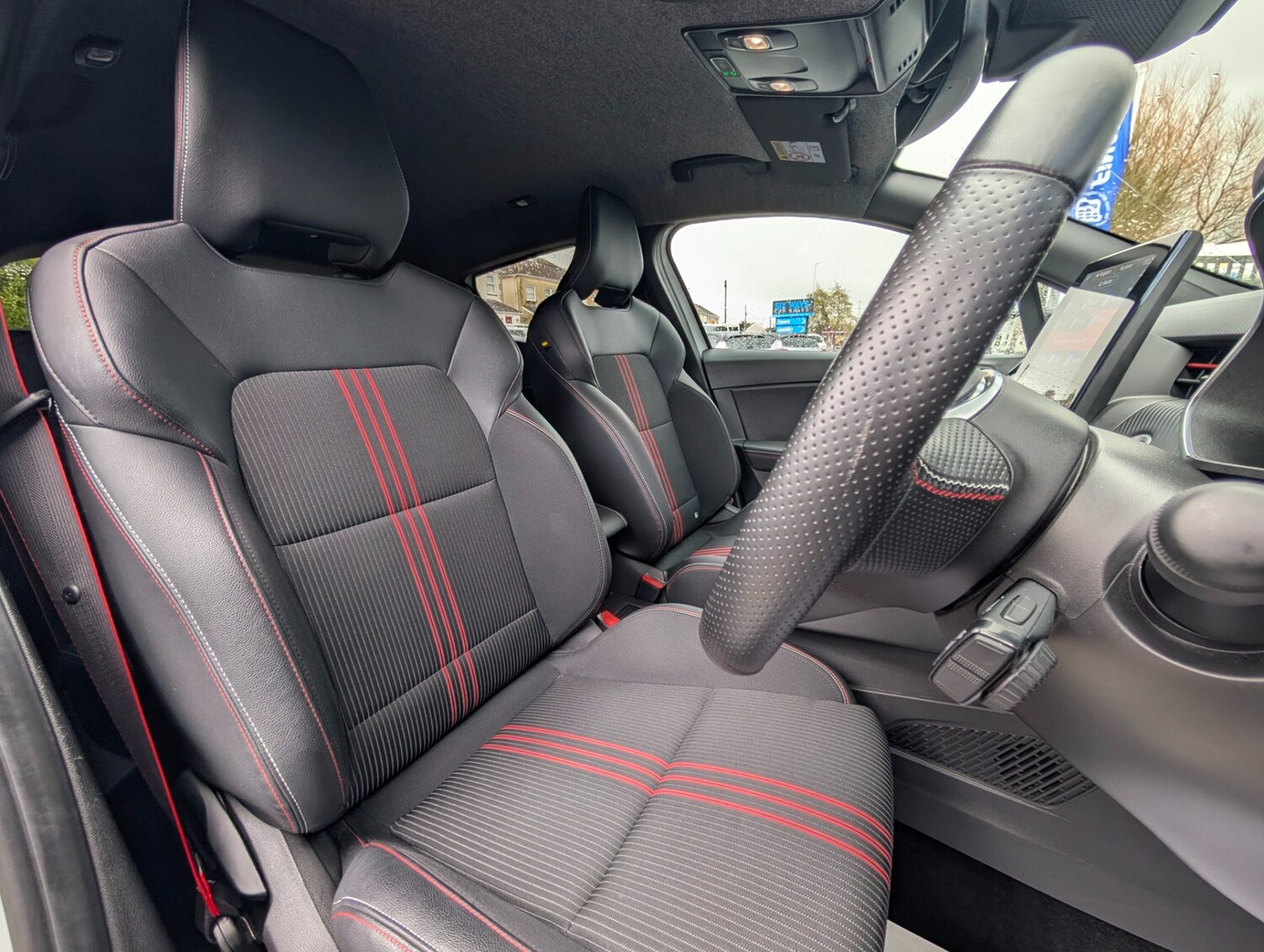 Used Renault Clio 2023 for sale - 77517152: Photo 15