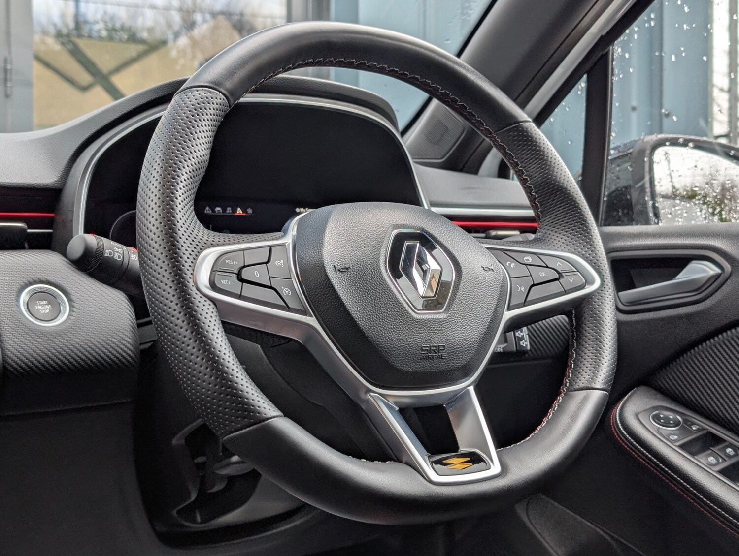 Used Renault Clio 2023 for sale - 77517152: Photo 17