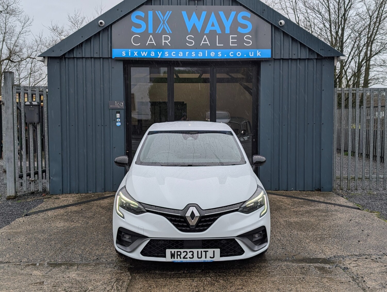 Used Renault Clio 2023 for sale - 77517152: Photo 7