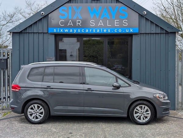 Used Volkswagen Touran 2021 for sale - 74191596: Photo 8
