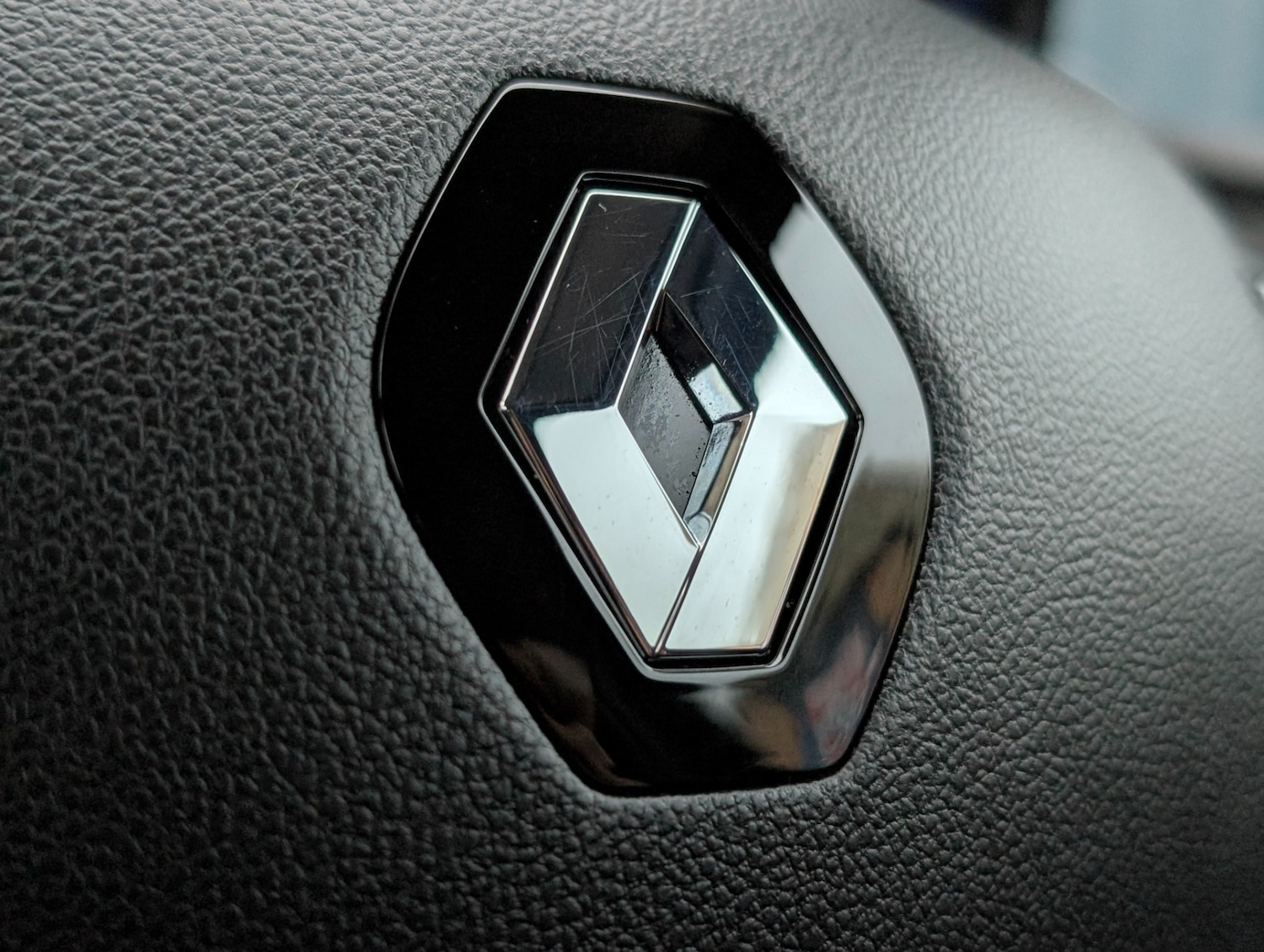 Used Renault Clio 2018 for sale - 76452616: Photo 23