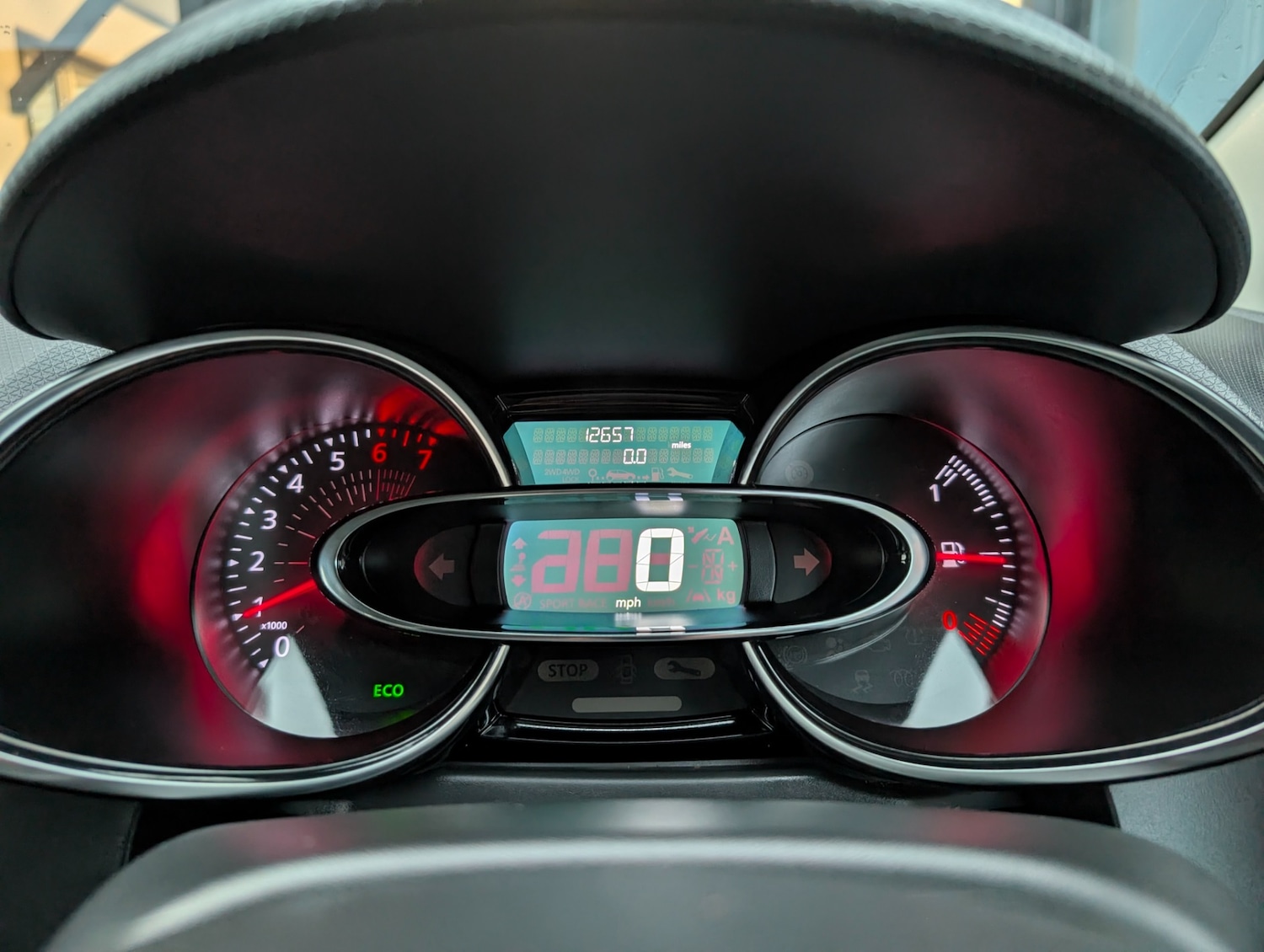 Used Renault Clio 2018 for sale - 76452616: Photo 25