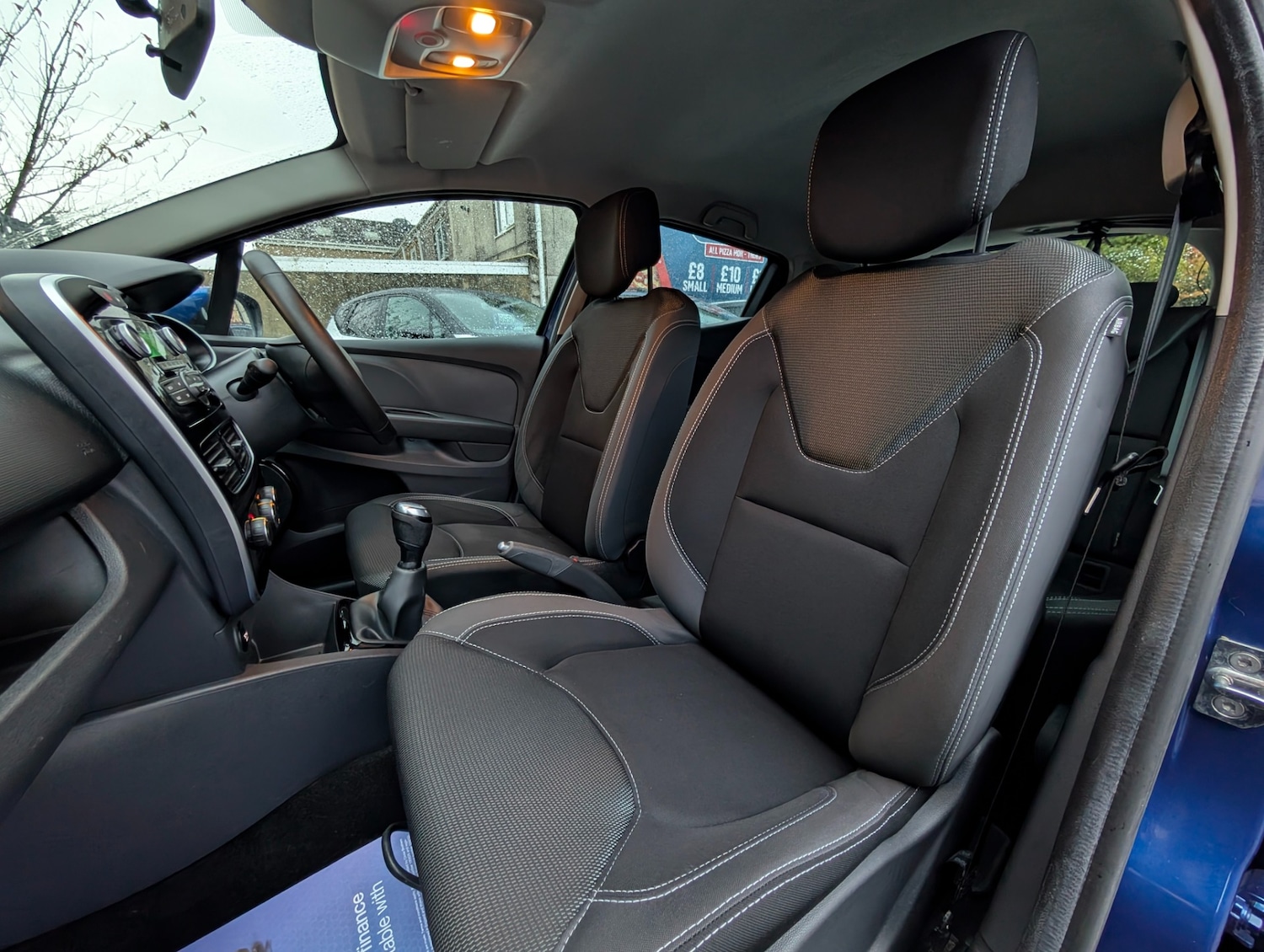 Used Renault Clio 2018 for sale - 76452616: Photo 9