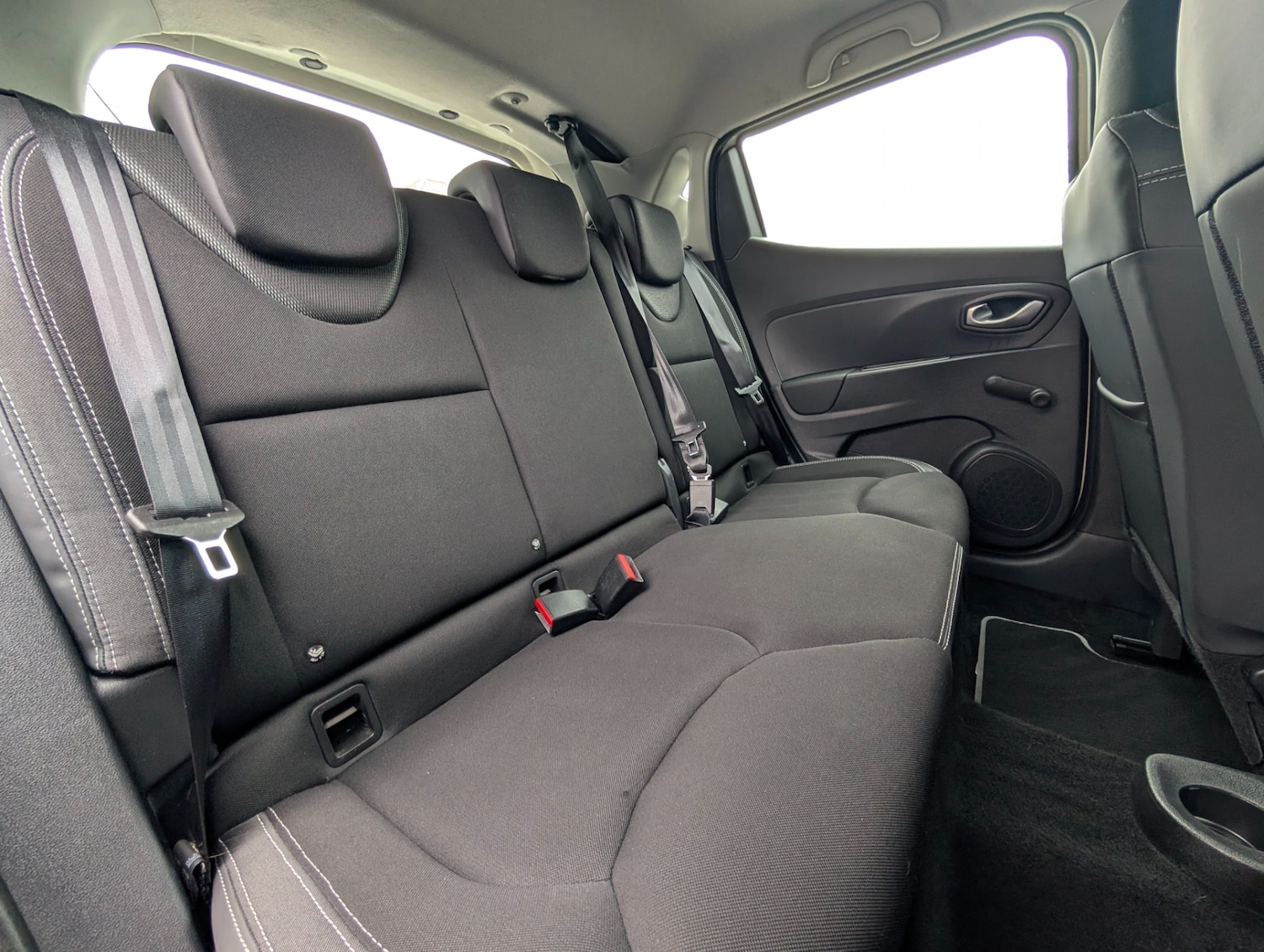 Used Renault Clio 2017 for sale - 78223330: Photo 15