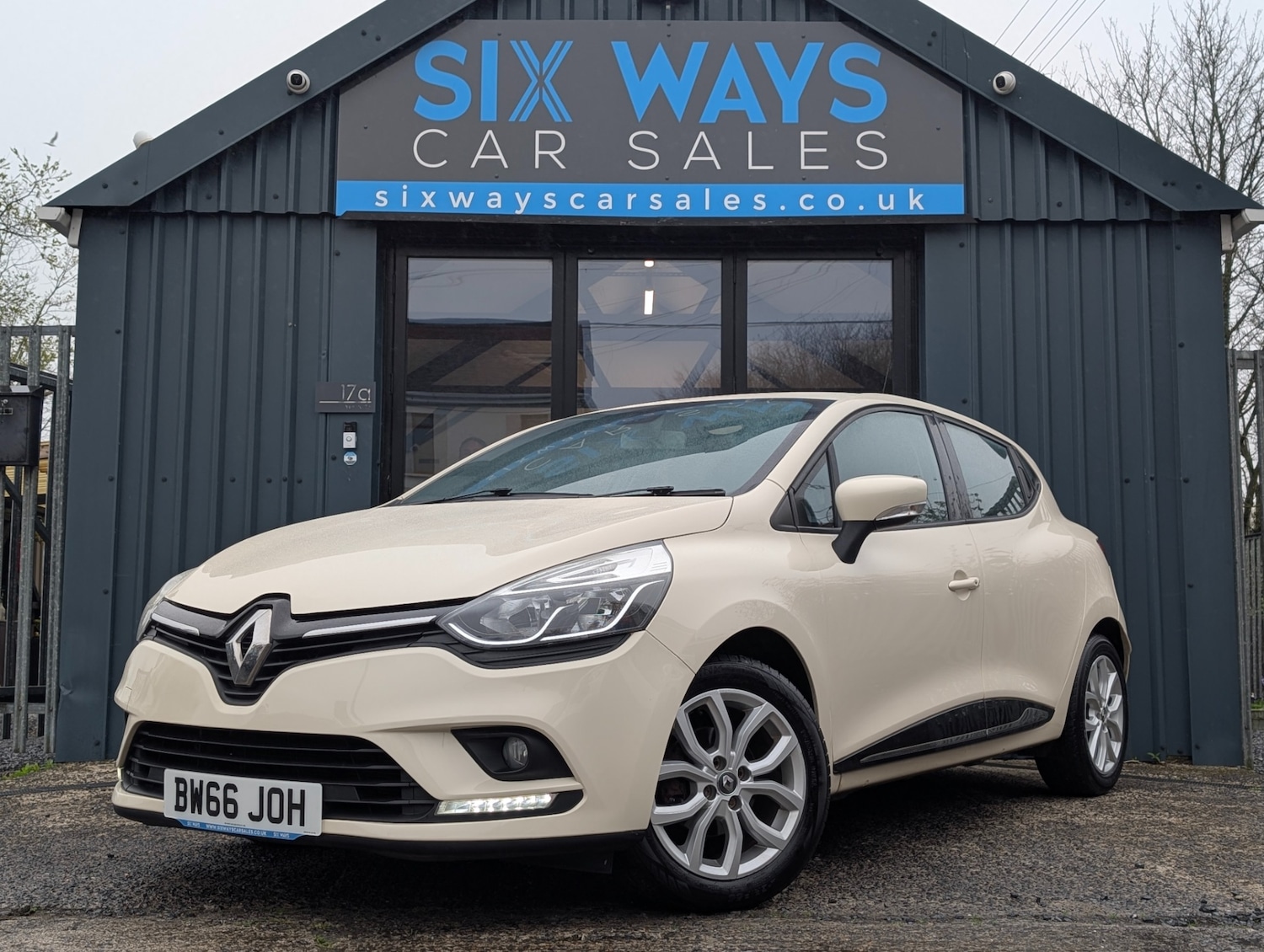Used Renault Clio 2017 for sale - 78223330: Photo 7