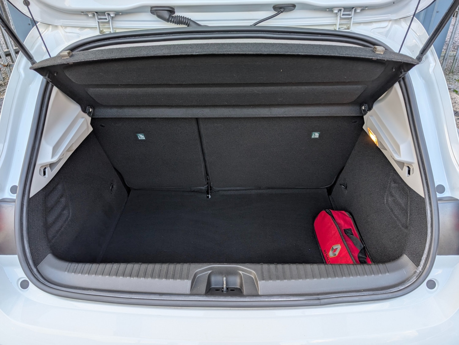 Used Renault Clio 2021 for sale - 77628852: Photo 14