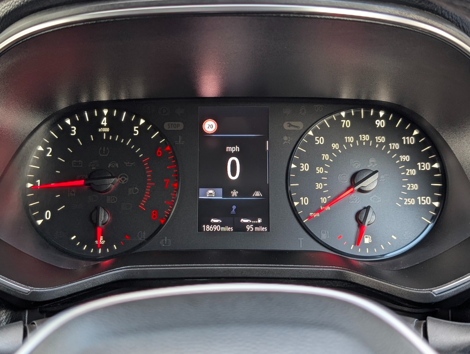 Used Renault Clio 2021 for sale - 77628852: Photo 22