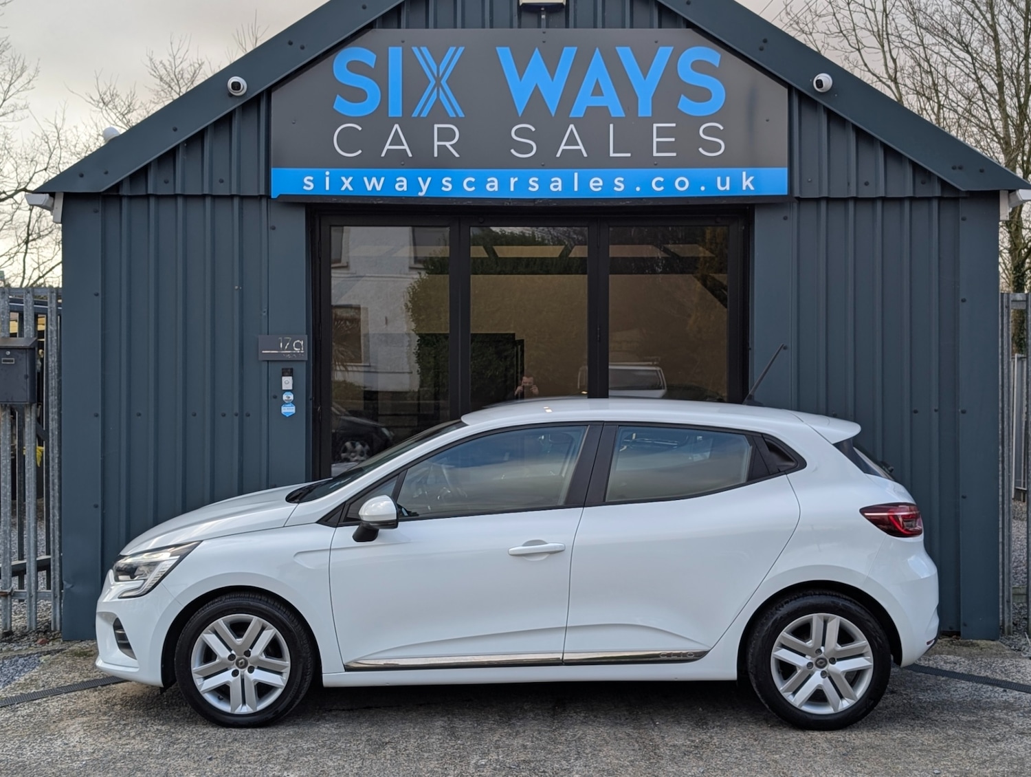 Used Renault Clio 2021 for sale - 77628852: Photo 9