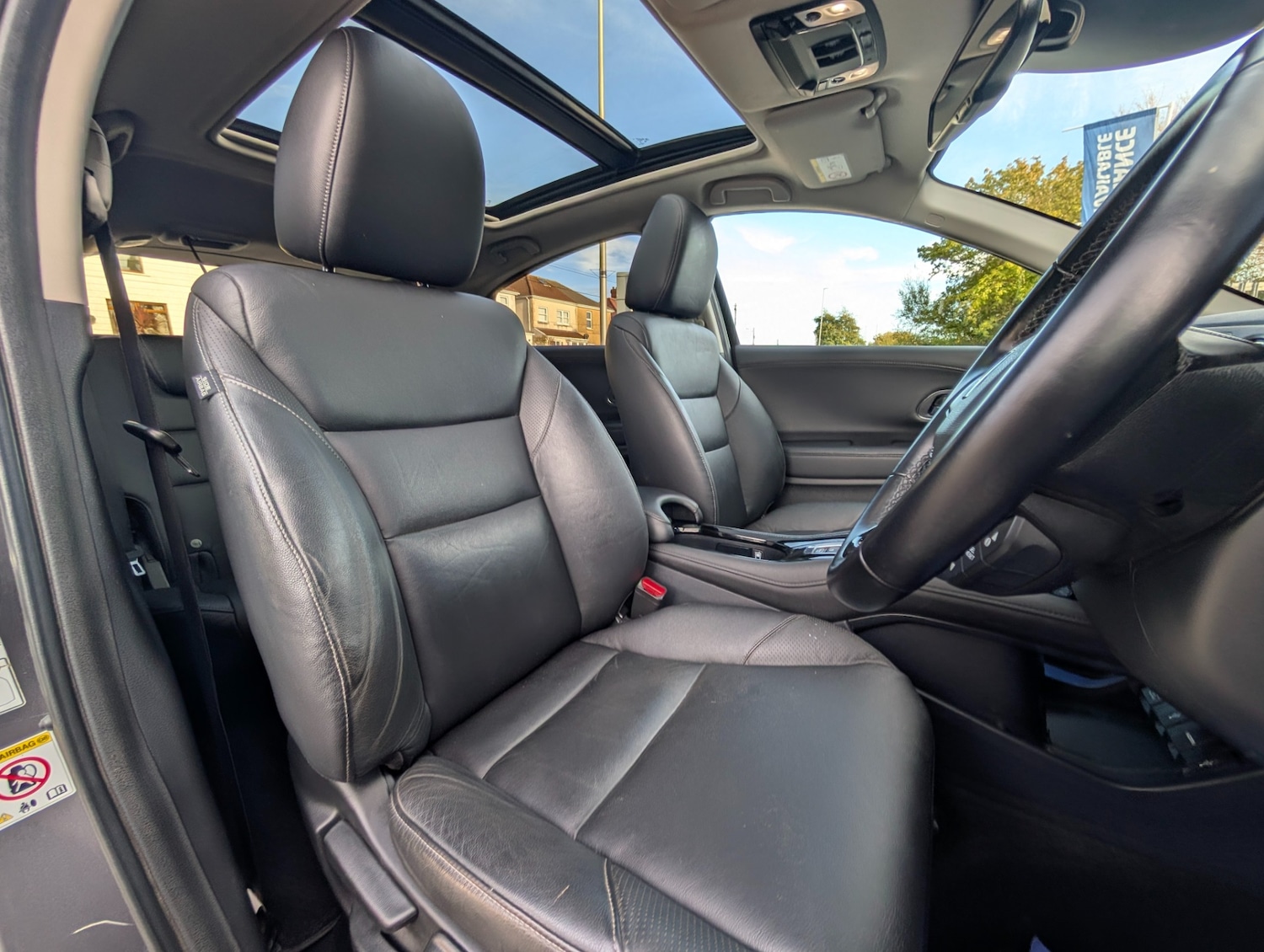 Used Honda HR-V 2018 for sale - 76126258: Photo 16