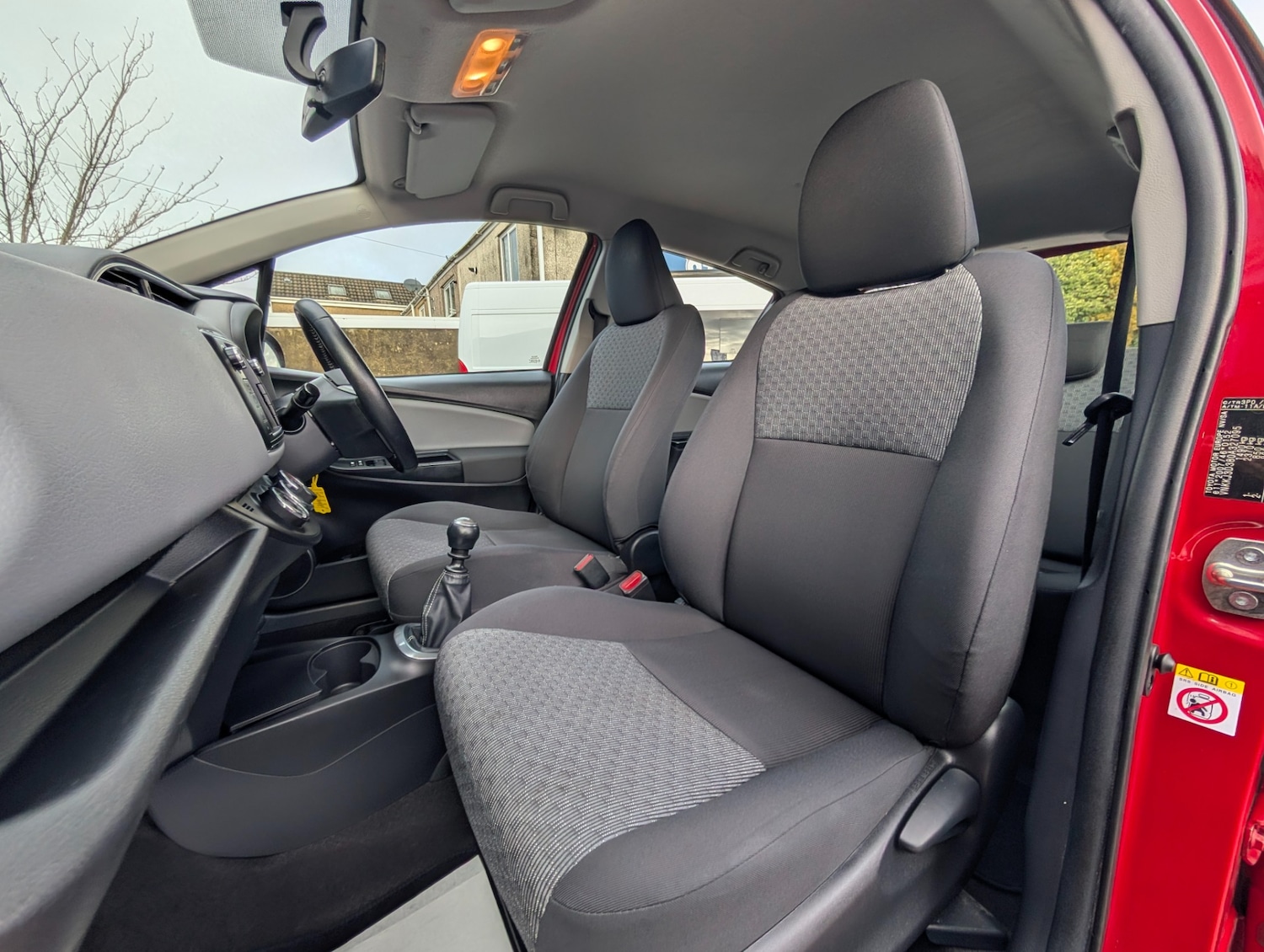 Used Toyota Yaris 2015 for sale - 77296869: Photo 14