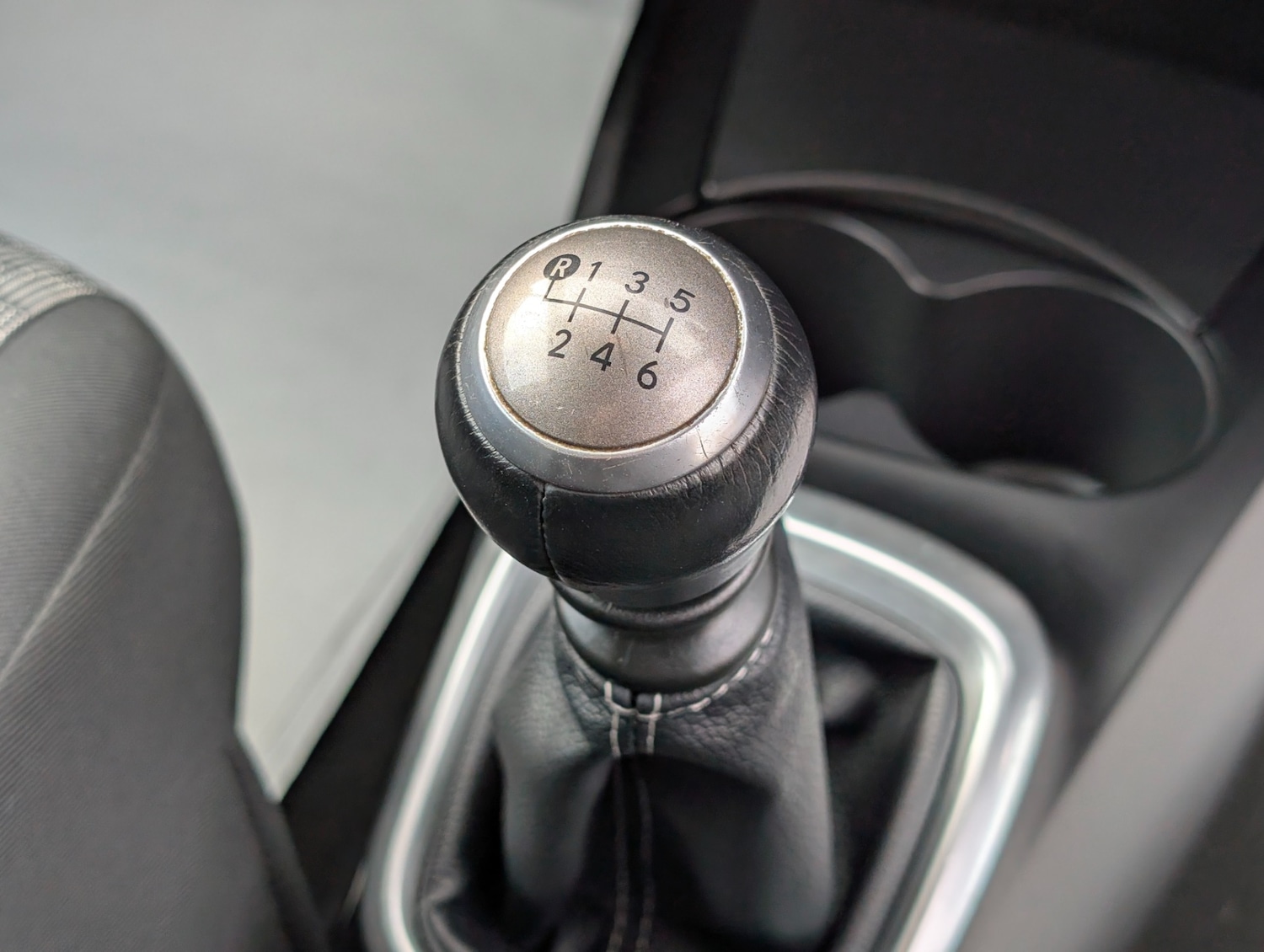 Used Toyota Yaris 2015 for sale - 77296869: Photo 23