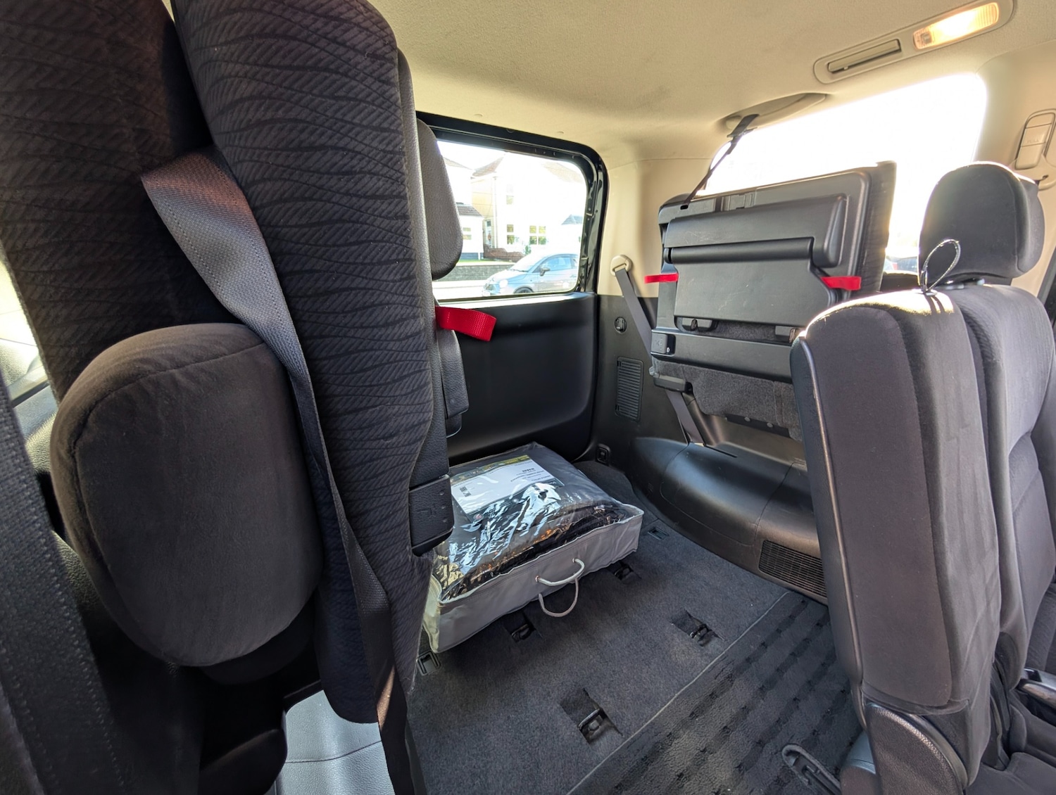 Used Nissan Serena 2024 for sale - 76064287: Photo 20