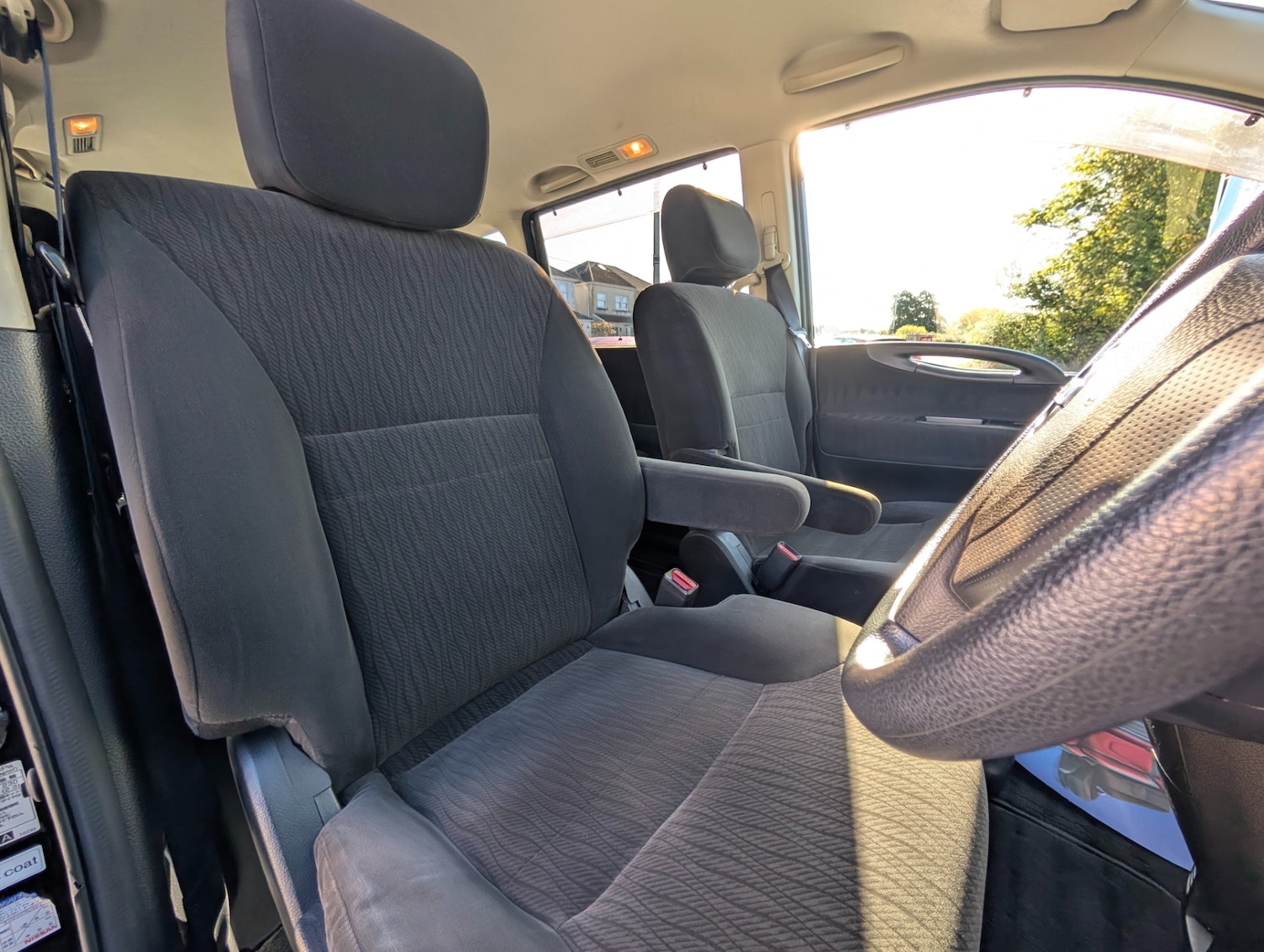 Used Nissan Serena 2024 for sale - 76064287: Photo 22