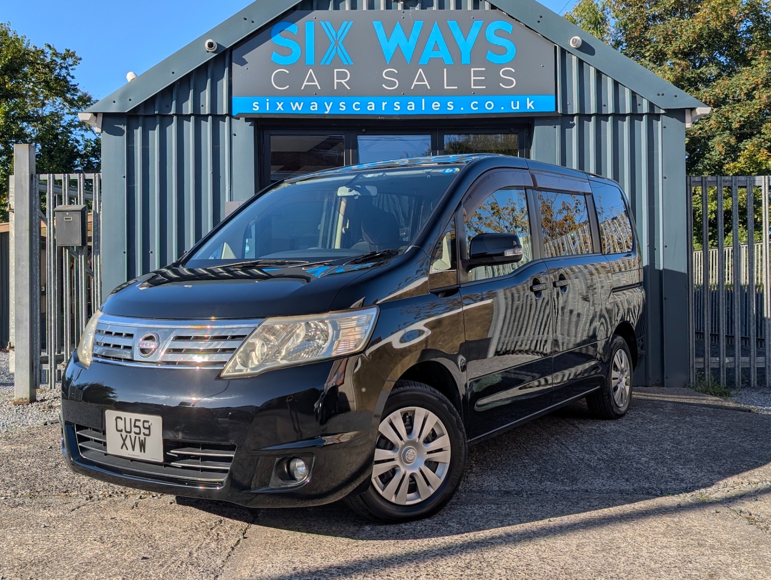Used Nissan Serena 2024 for sale - 76064287: Photo 6