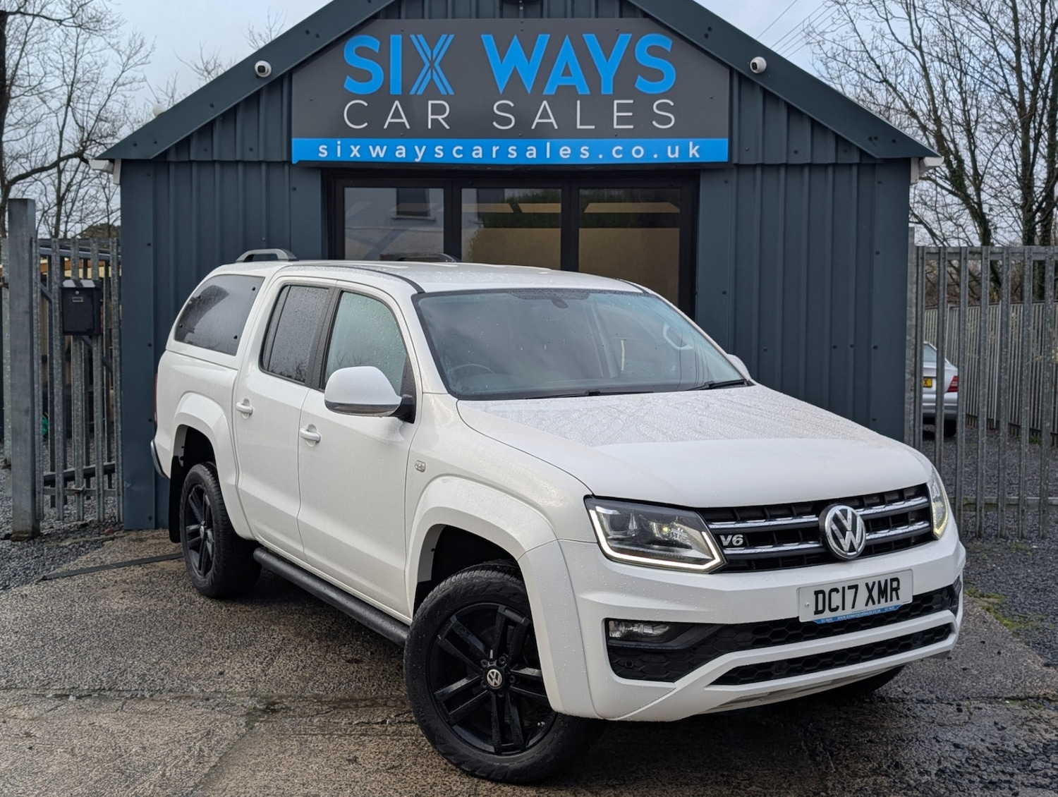 Used Volkswagen Amarok 2017 for sale - 77296882: Photo 1