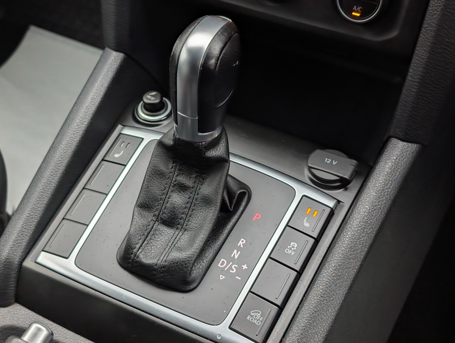 Used Volkswagen Amarok 2017 for sale - 77296882: Photo 24