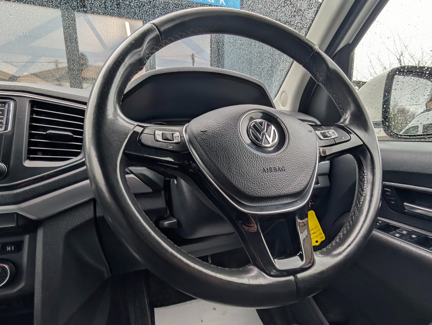 Used Volkswagen Amarok 2017 for sale - 77296882: Photo 26