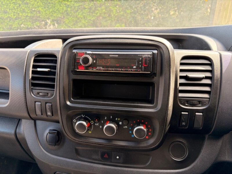 Used Renault Trafic for sale - 78162639: Photo 31