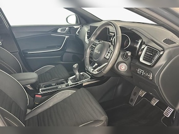 Used Kia XCeed 2023 for sale - 78768329: Photo