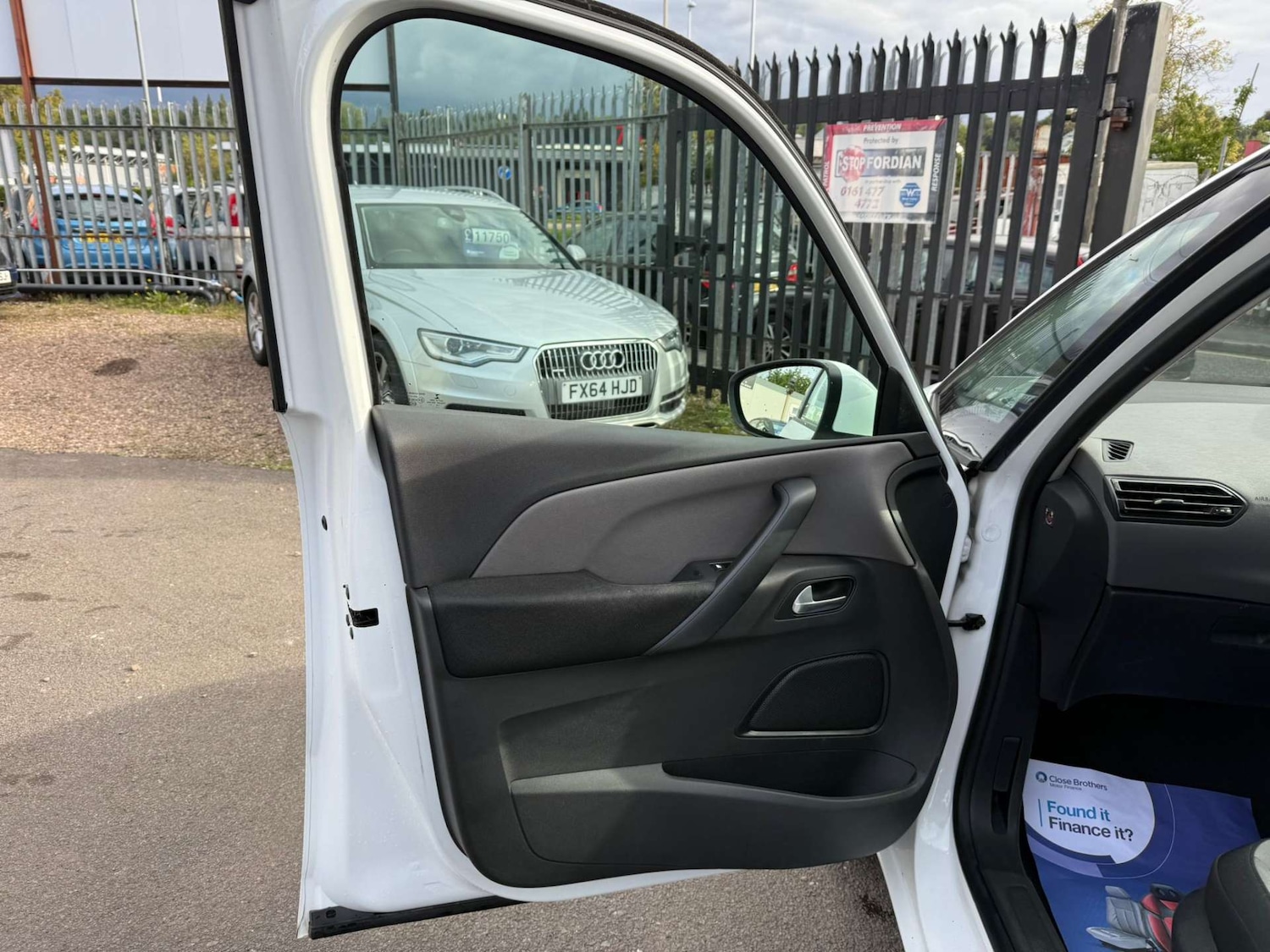 Used Citroen C4 Grand Picasso 2015 for sale - 76711676: Photo 20