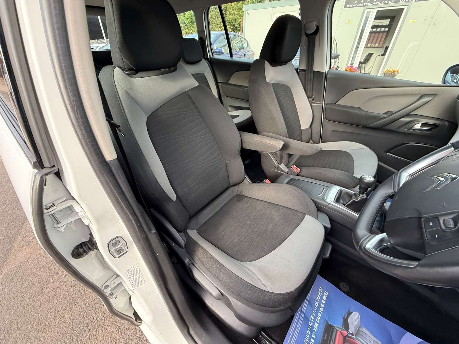 Used Citroen C4 Grand Picasso 2015 for sale - 76711676: Photo 41