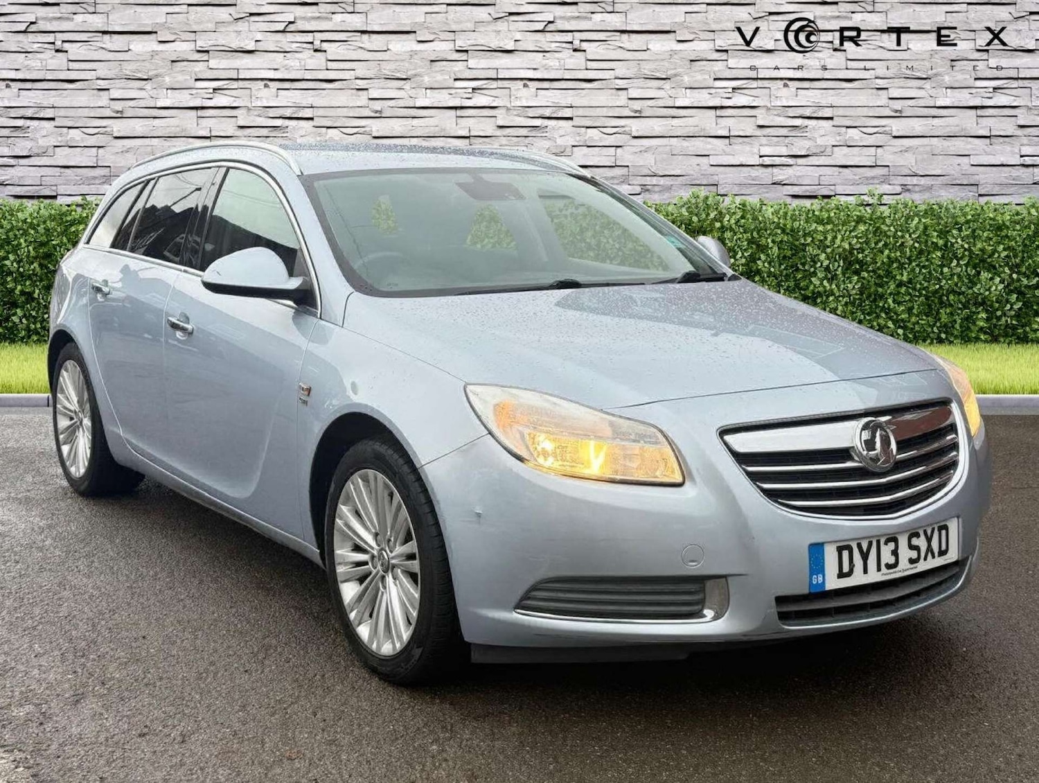 Used Vauxhall Insignia 2013 for sale - 76706737: Photo 1