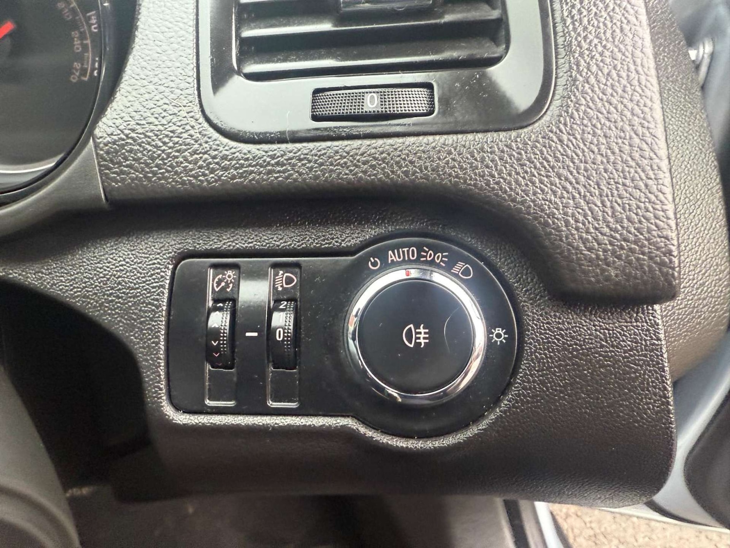 Used Vauxhall Insignia 2013 for sale - 76706737: Photo 16