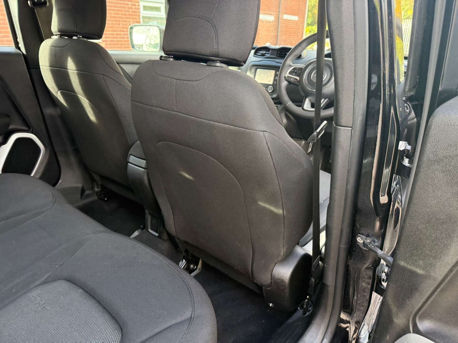 Used Jeep Renegade 2017 for sale - 76735826: Photo 32