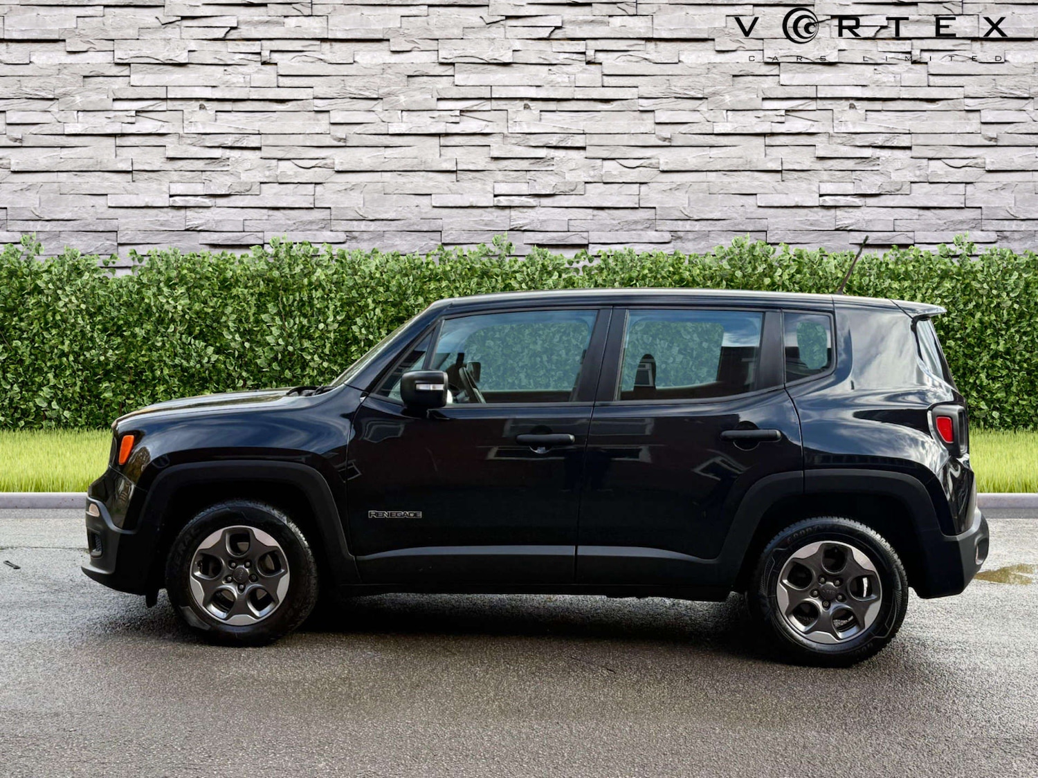 Used Jeep Renegade 2017 for sale - 76735826: Photo 5