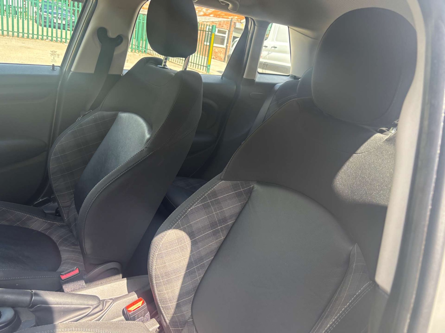 Used MINI Hatch 2018 for sale - 76362930: Photo 31