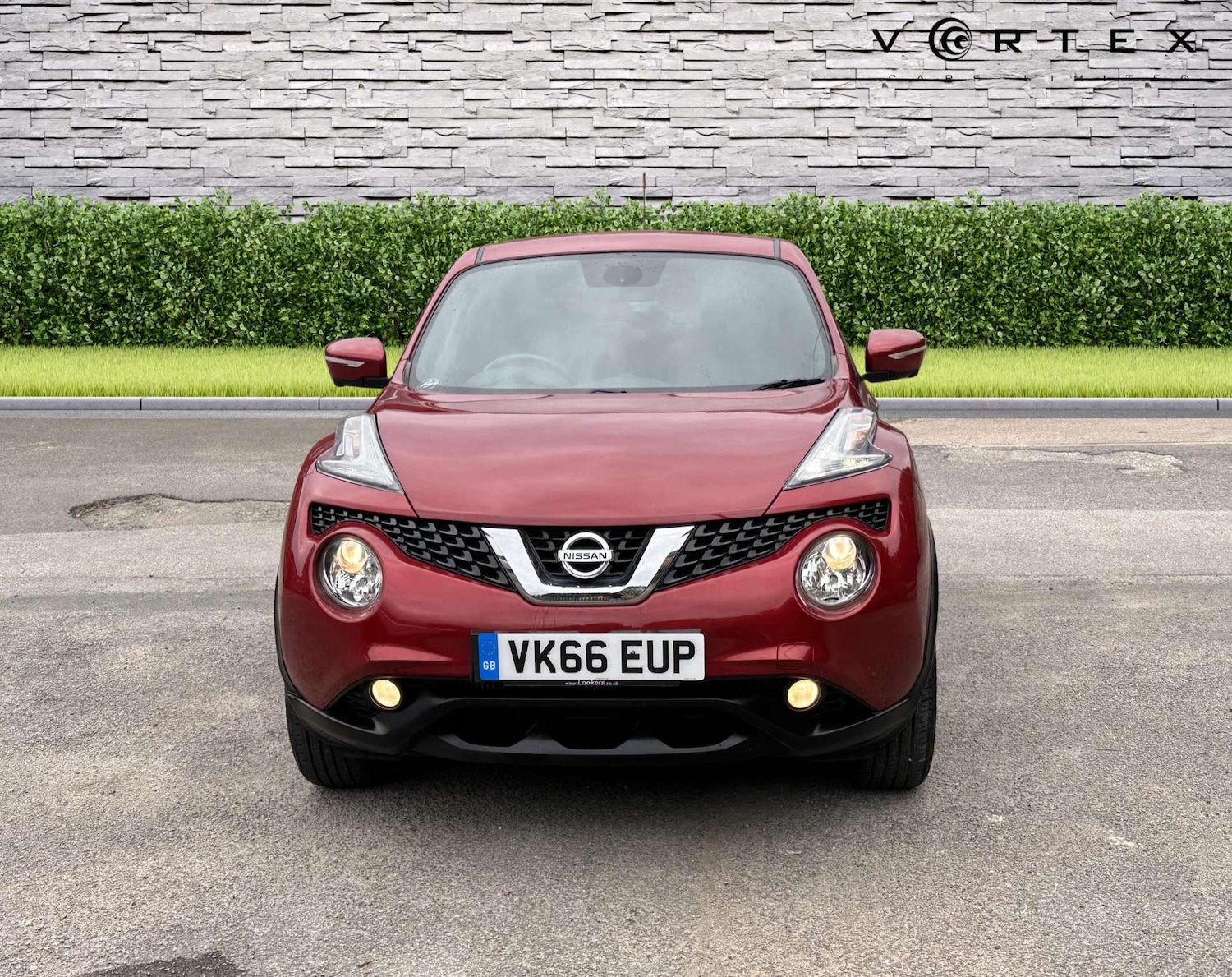 Used Nissan Juke 2016 for sale - 76362928: Photo 2