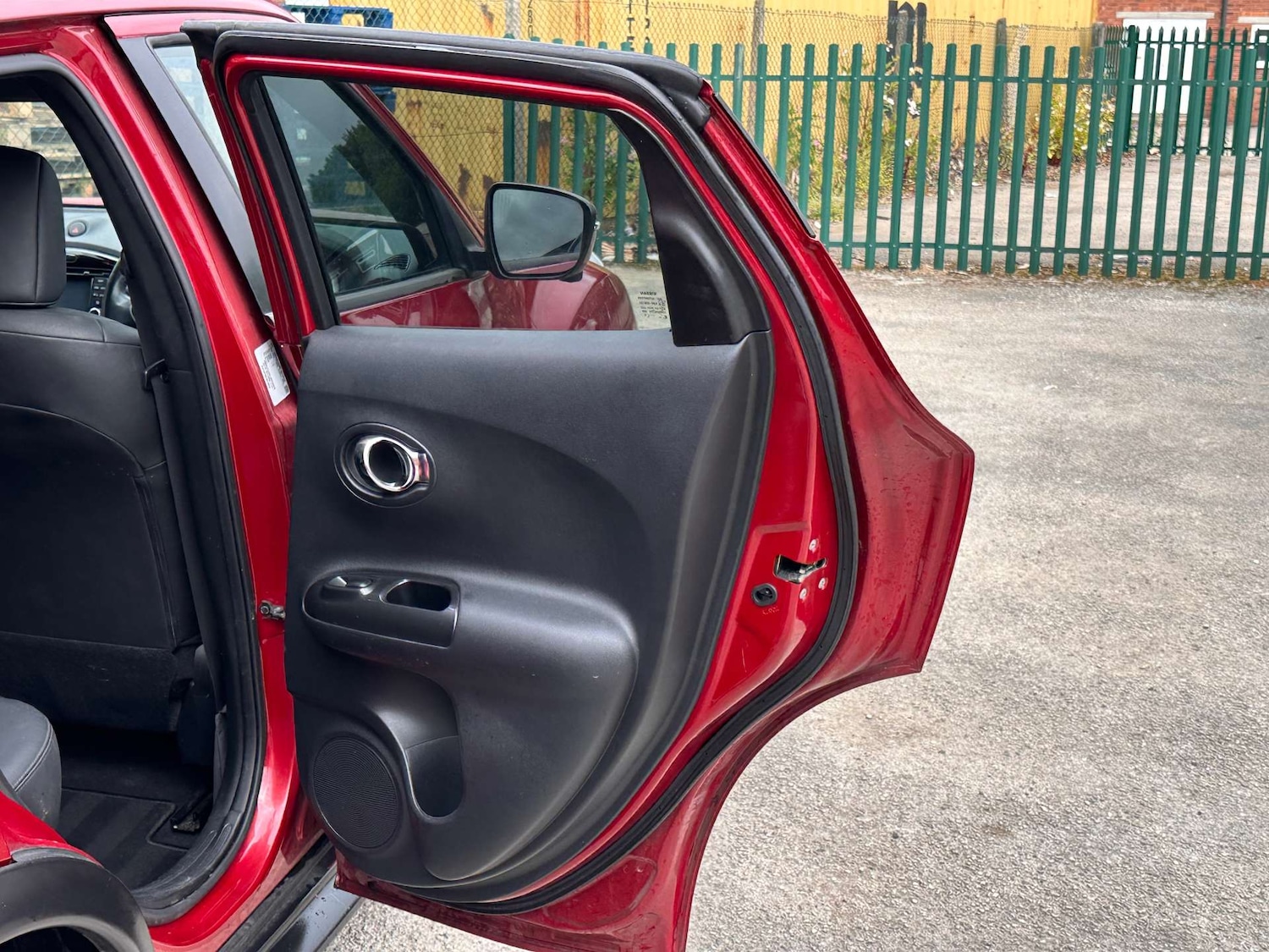 Used Nissan Juke 2016 for sale - 76362928: Photo 40