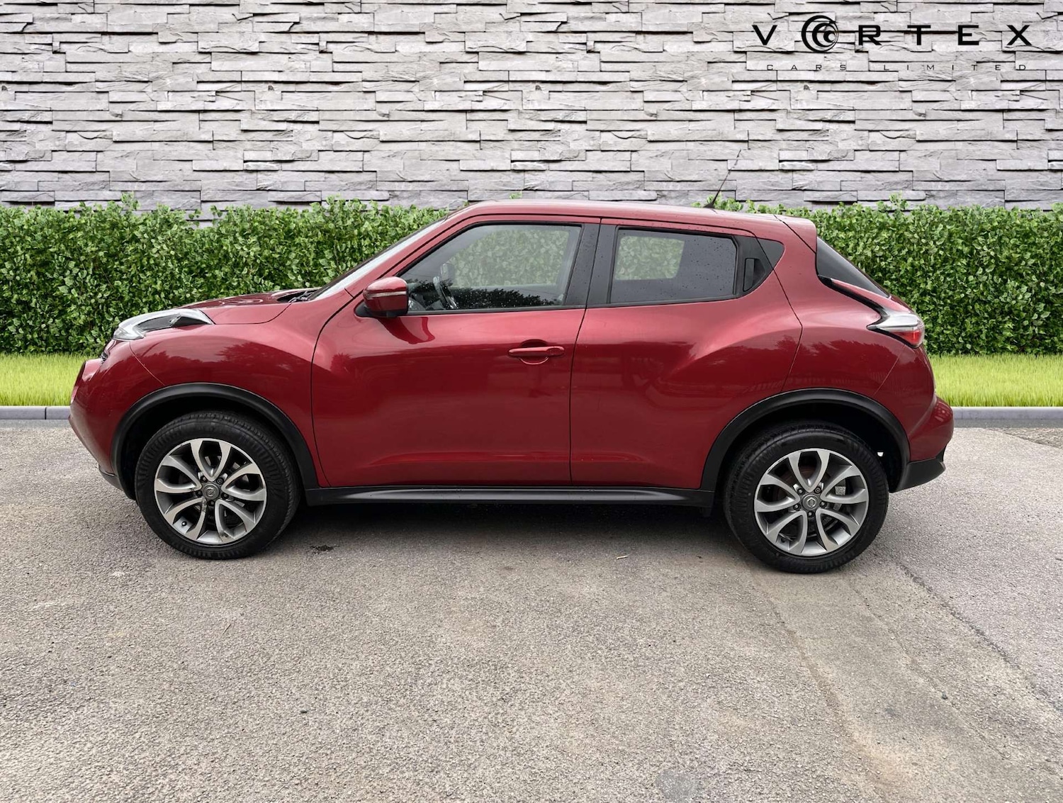 Used Nissan Juke 2016 for sale - 76362928: Photo 5