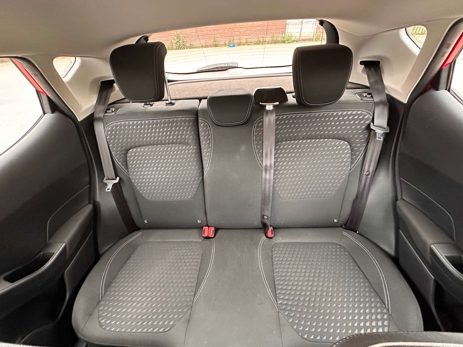 Used Ford Fiesta 2017 for sale - 76362932: Photo 28