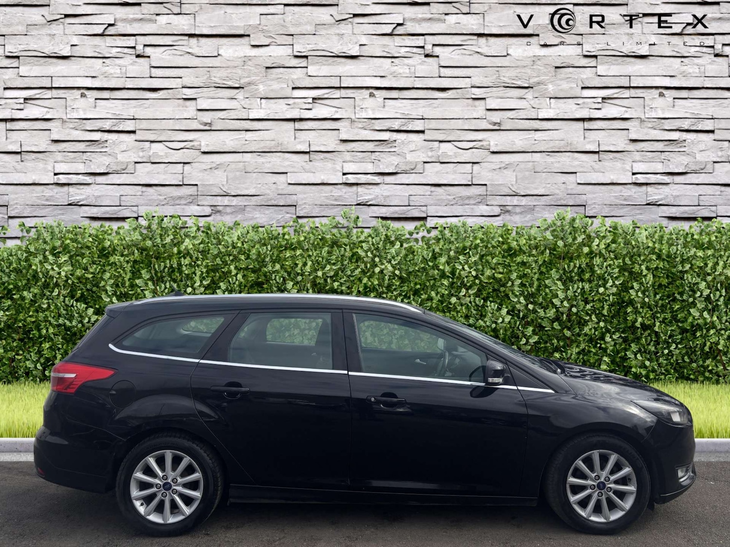 Used Ford Focus 2015 for sale - 76362931: Photo 10