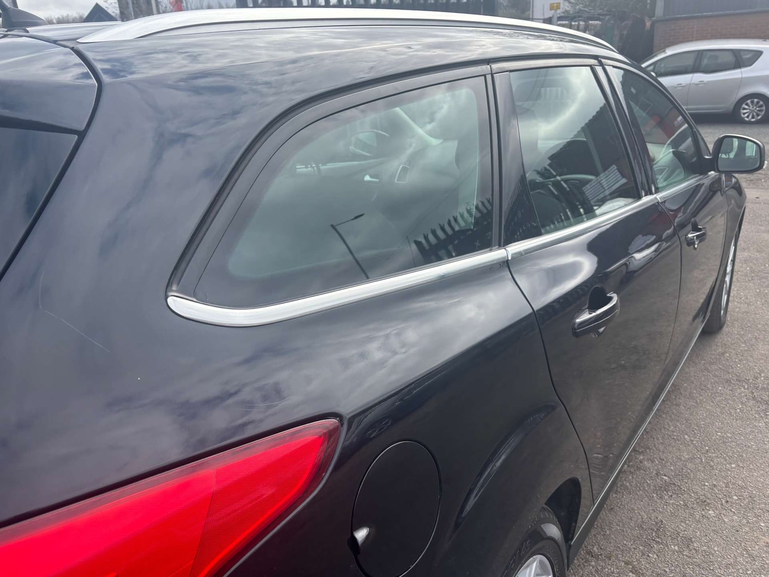 Used Ford Focus 2015 for sale - 76362931: Photo 11