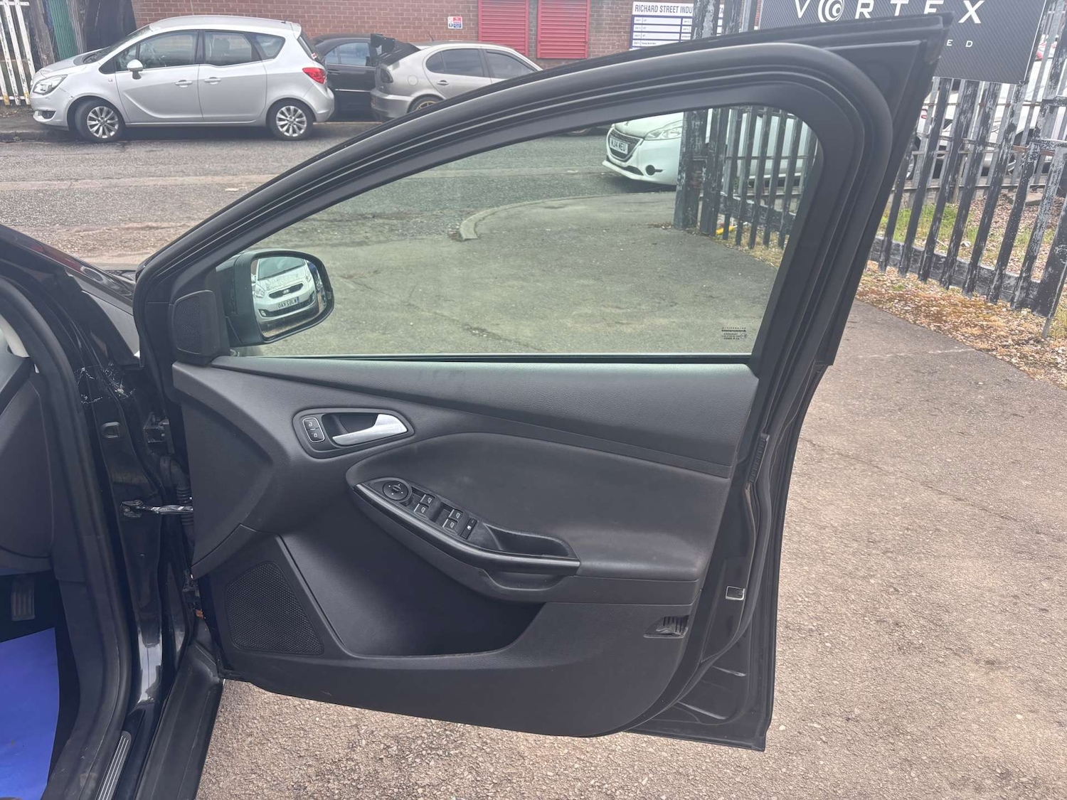 Used Ford Focus 2015 for sale - 76362931: Photo 36