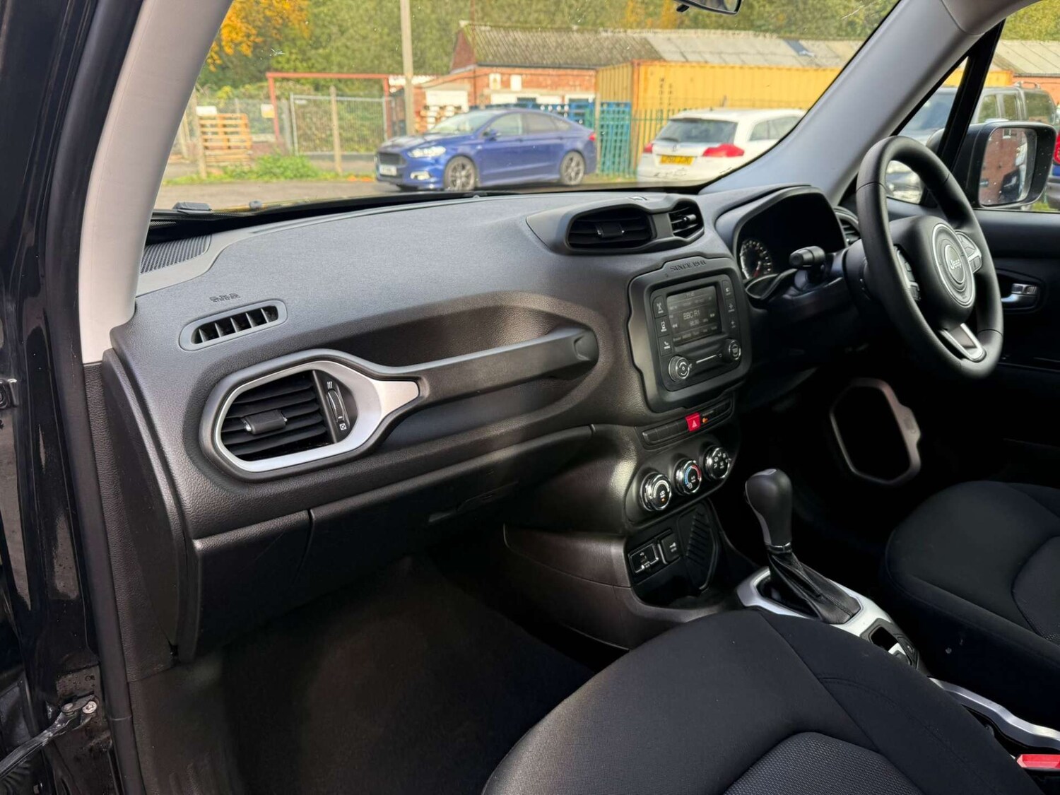 Used Jeep Renegade 2017 for sale - 76362938: Photo 18