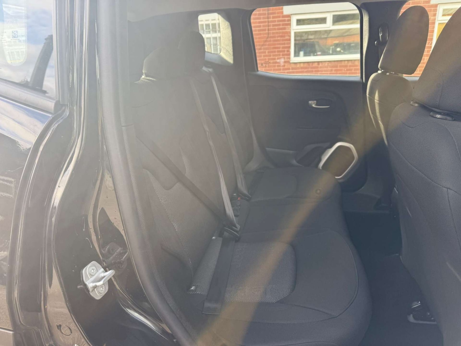 Used Jeep Renegade 2017 for sale - 76362938: Photo 32