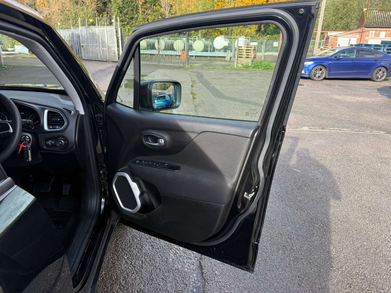 Used Jeep Renegade 2017 for sale - 76362938: Photo 33