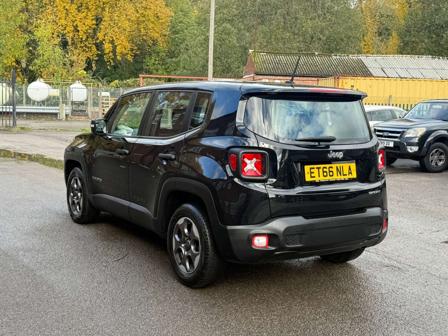 Used Jeep Renegade 2017 for sale - 76362938: Photo 4