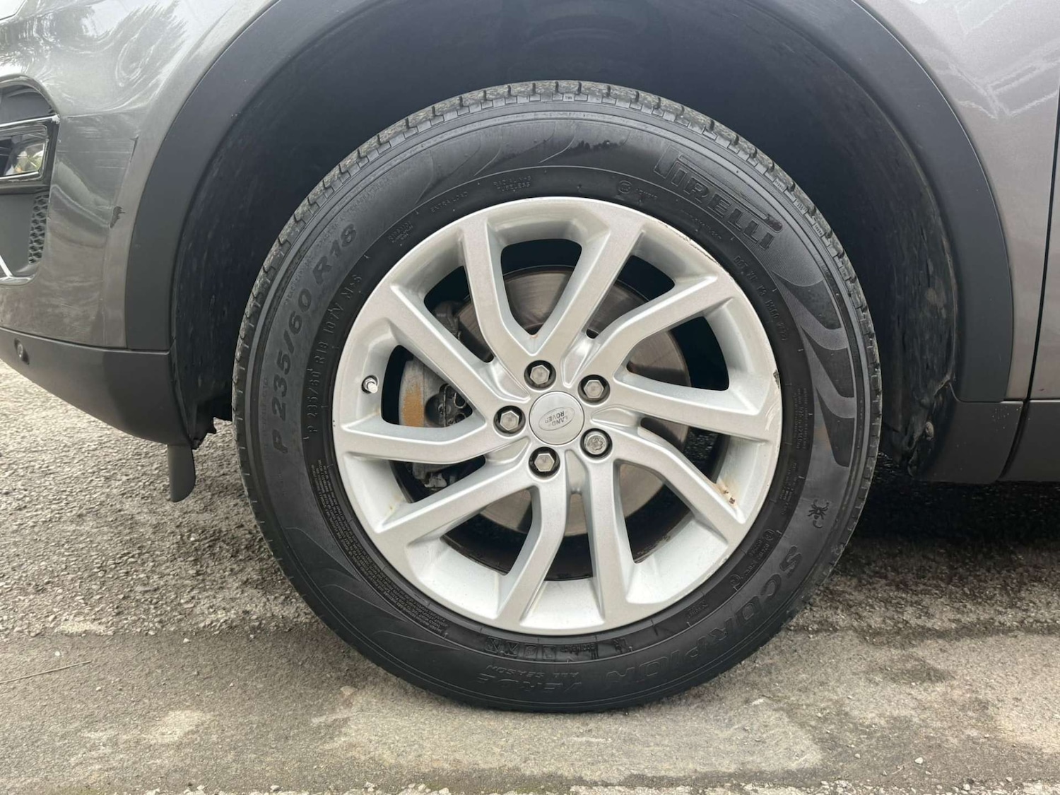 Used Land Rover Discovery Sport 2017 for sale - 76362937: Photo 14