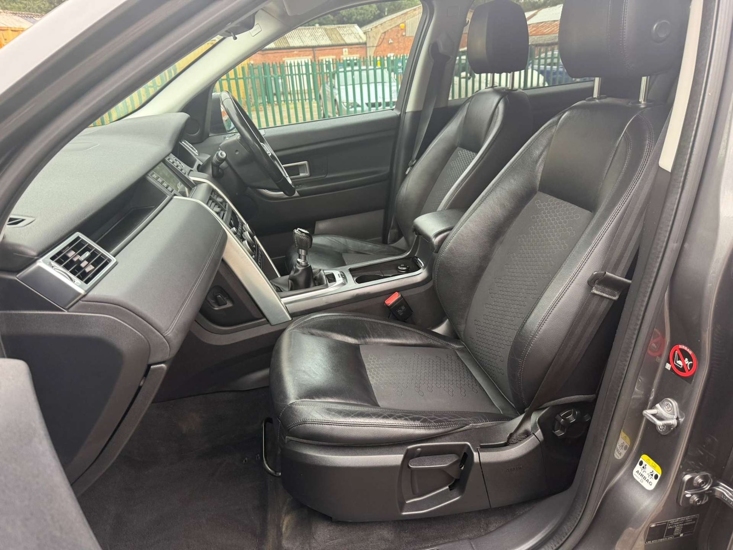 Used Land Rover Discovery Sport 2017 for sale - 76362937: Photo 20