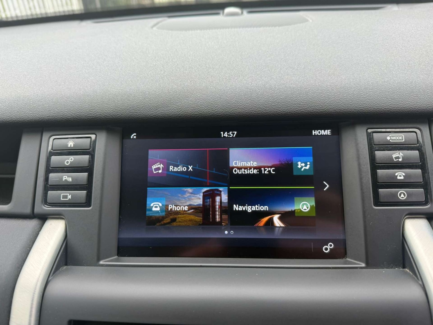 Used Land Rover Discovery Sport 2017 for sale - 76362937: Photo 46
