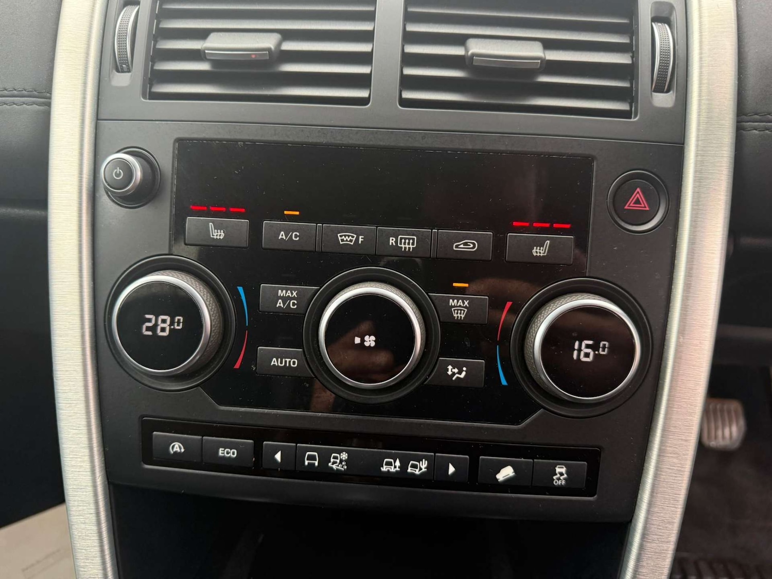 Used Land Rover Discovery Sport 2017 for sale - 76362937: Photo 48