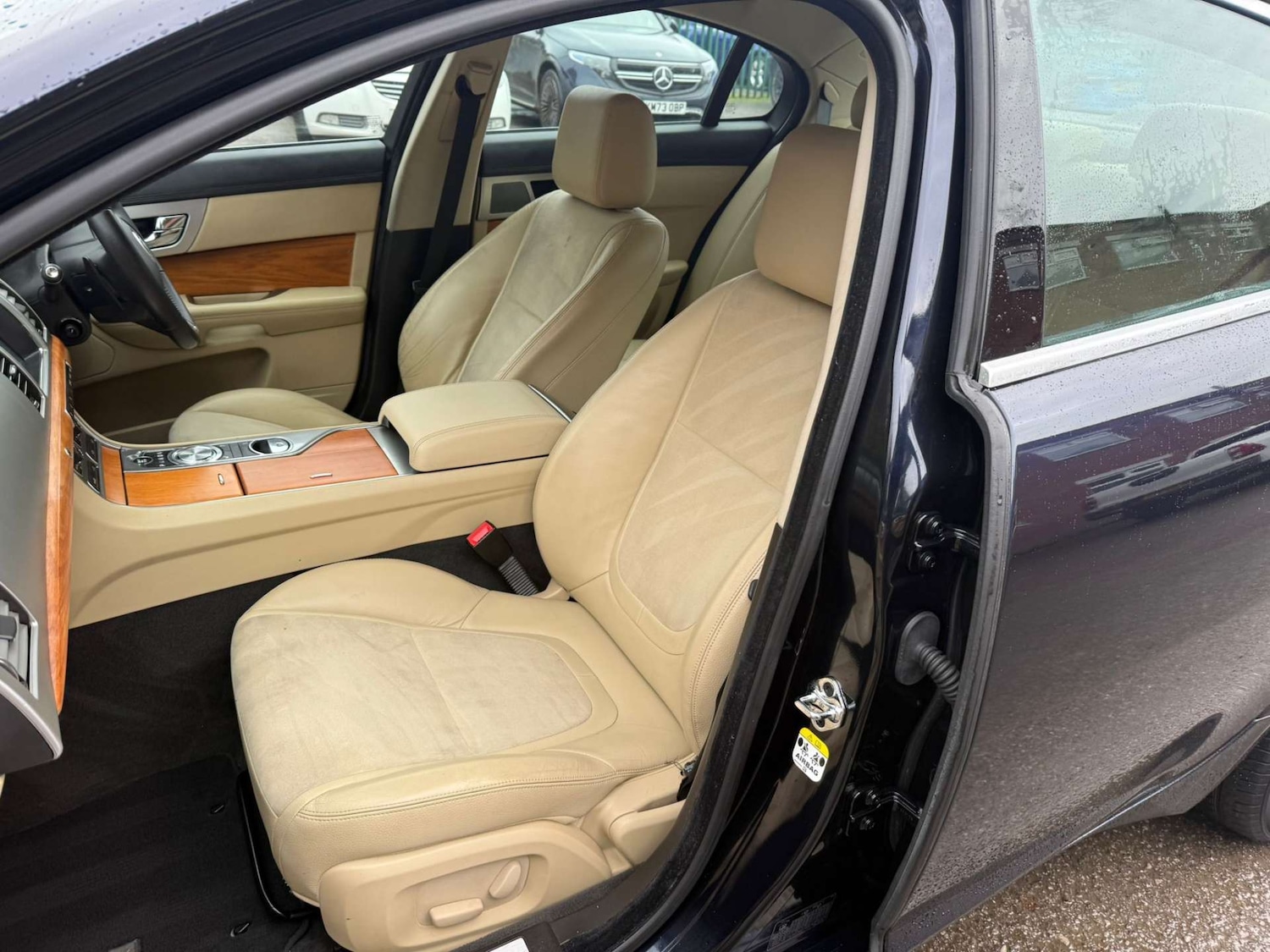 Used Jaguar XF 2011 for sale - 76362935: Photo 17